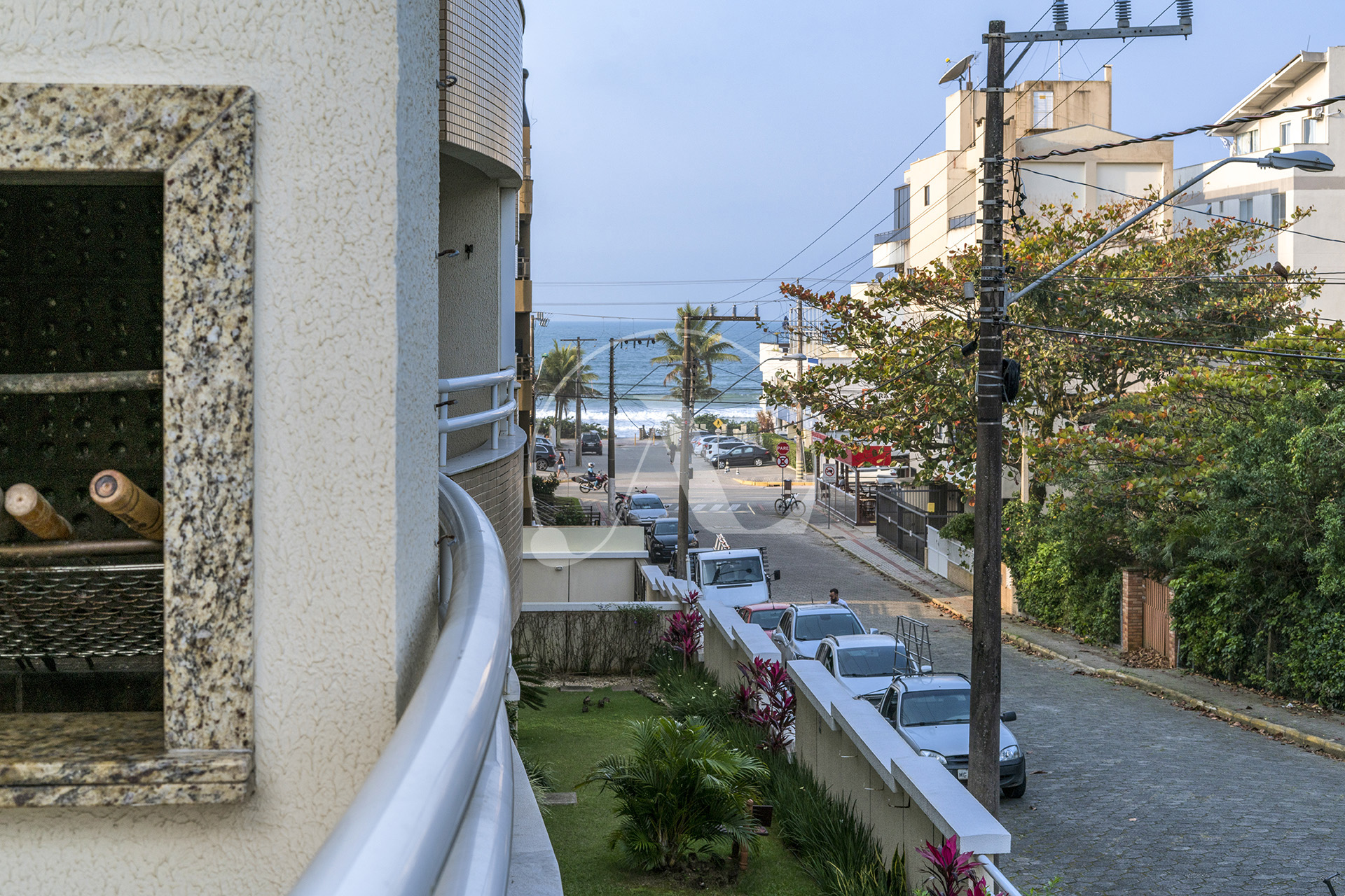 Apartamento para aluguel próximo a Praia de Bombas em Bombinhas SC – Cód. 01024