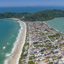 Praia de Canto Grande Mar de Fora, Bombinhas - SC - Andréa Lenz